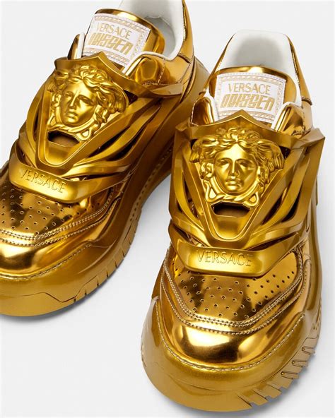 sneaker versace con medusa oro|Versace Logo Medusa Sneakers on SALE .